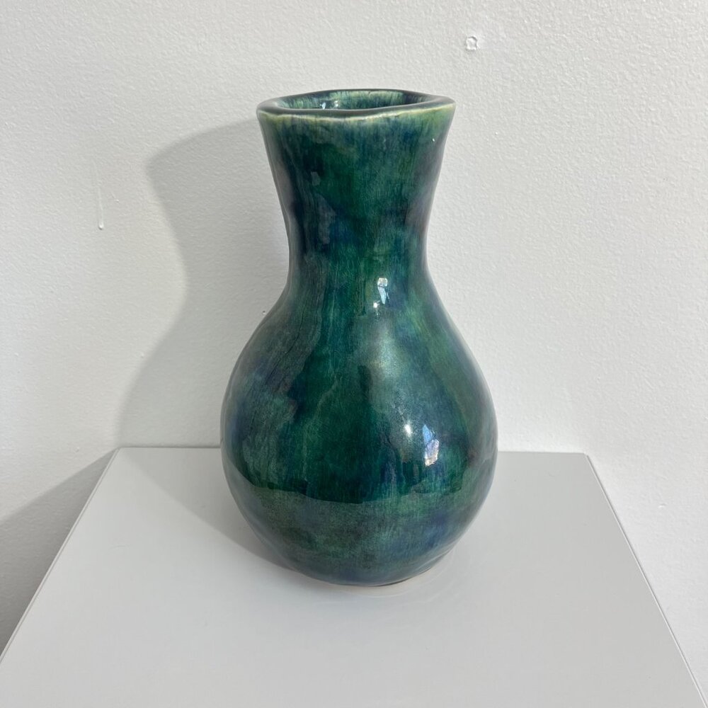 Handmade Studio  Artist Signed‎ Ceramic Drip Glaze Vase